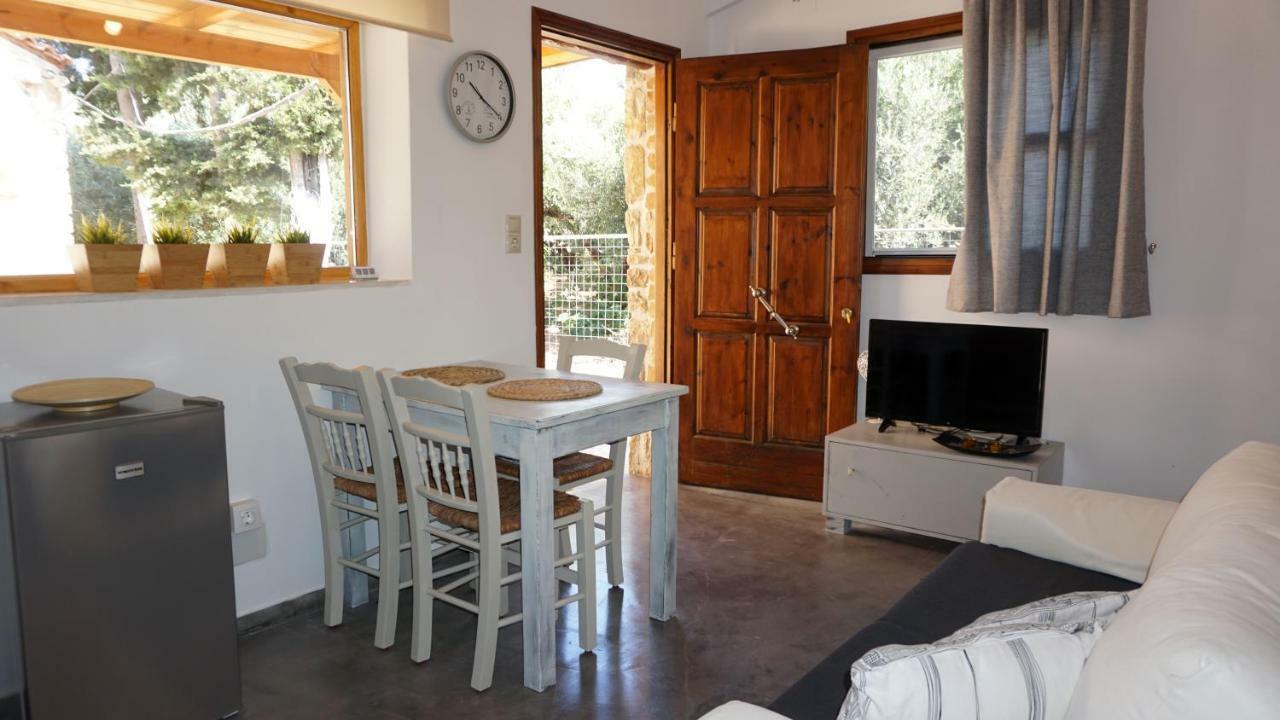 Studio Panagiota - Oasis Holiday Houses Kokkinos Pirgos Exterior foto